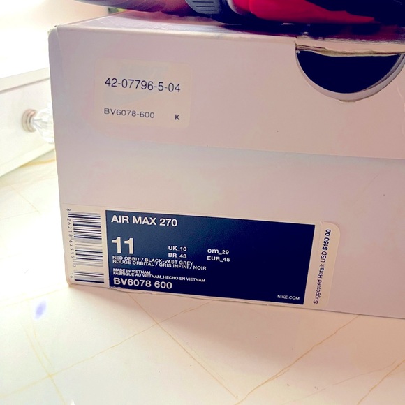 NIKE AIR MAX 270 - Picture 9 of 9